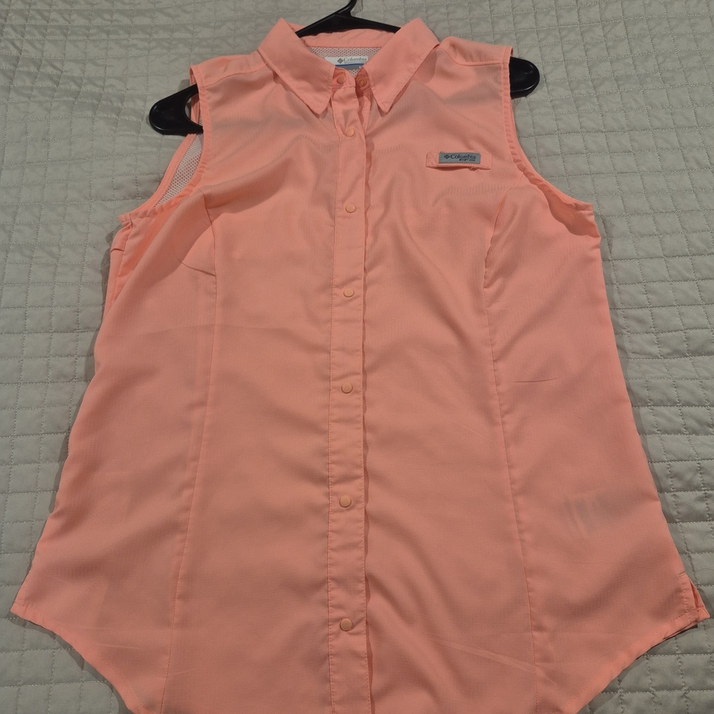 Columbia PFG Women's Button-Down Sleeveless Coral Shirt